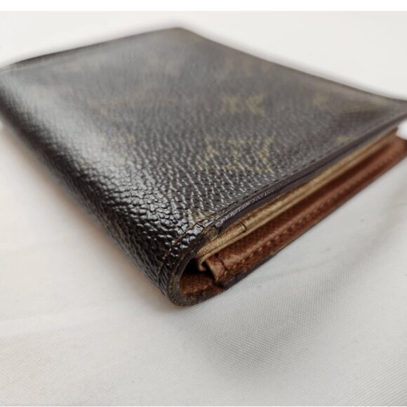 Authentic Louis Vuitton Brown Monogram ID Card Case - Picture 16 of 16
